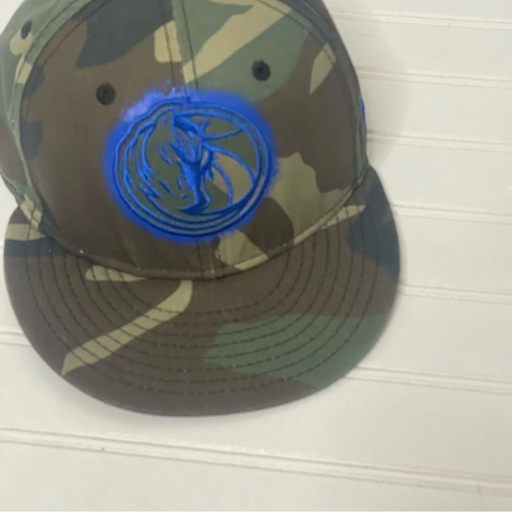 NBA DALLAS MAVERICKS SNAPBACK HAT CAMO